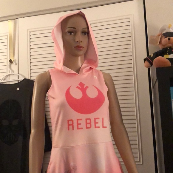 we love fine Dresses & Skirts - “SALE” NWOT-STAR WARS PINK DRESS size L w/ Graphics